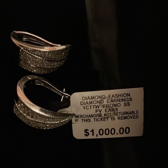 Macy’s Fine Jewelry Diamond Mini Hoop Earrings - Picture 5 of 6
